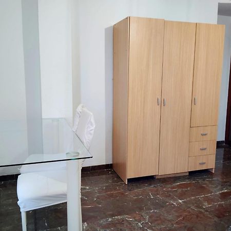Piso Compartido Delyrent, Zona Corteingles Jaén Exterior foto